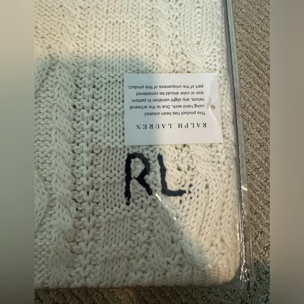 RL throw blanket - Picture 2 of 5